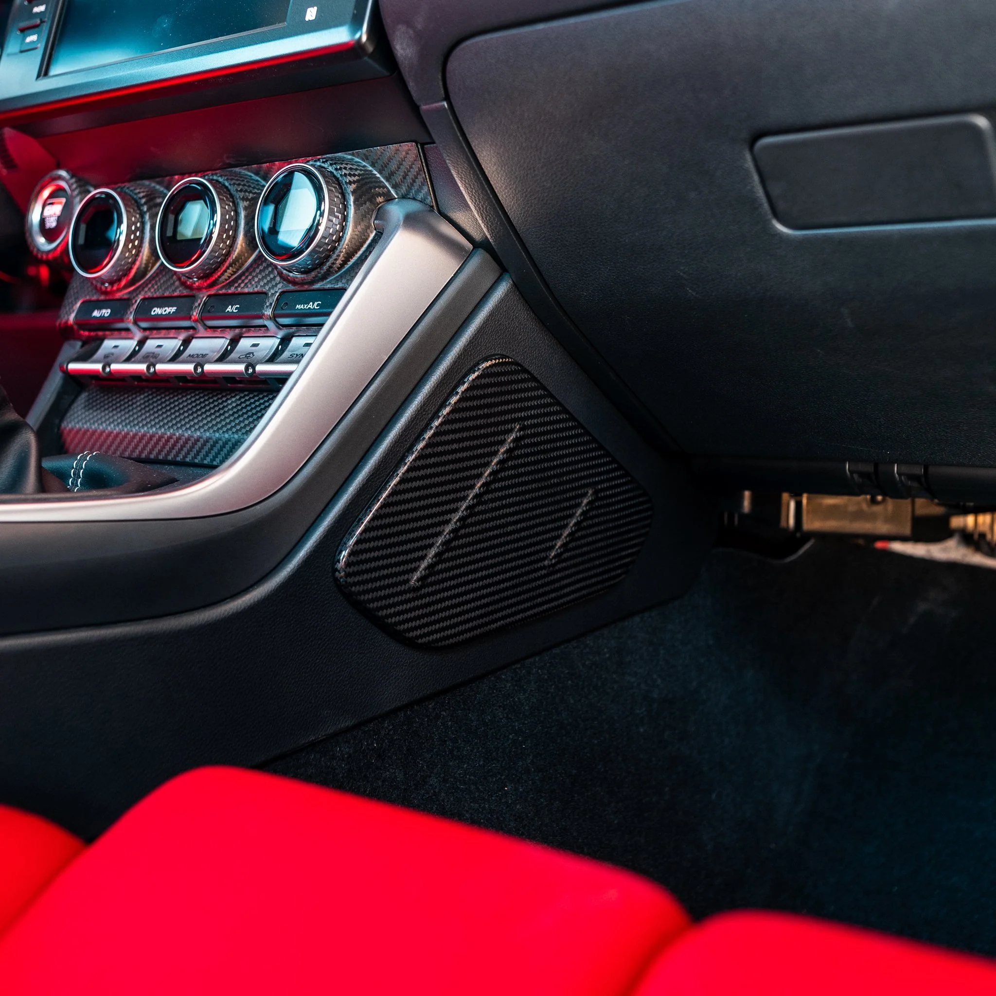 Driven.Media Carbon Fiber Knee Pad Covers - 2022+ Toyota GR86 / Subaru BRZ - Image 3